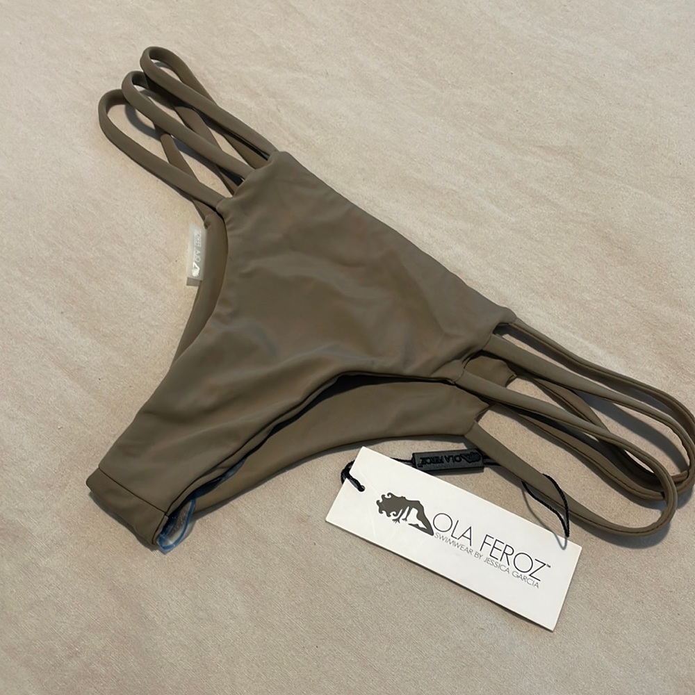 Ola Feroz Chica Bottom Bikini